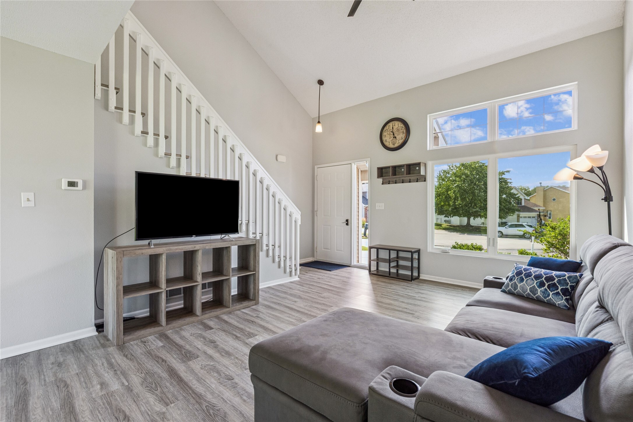 Property Photo: 5005 70th Place IA 50322