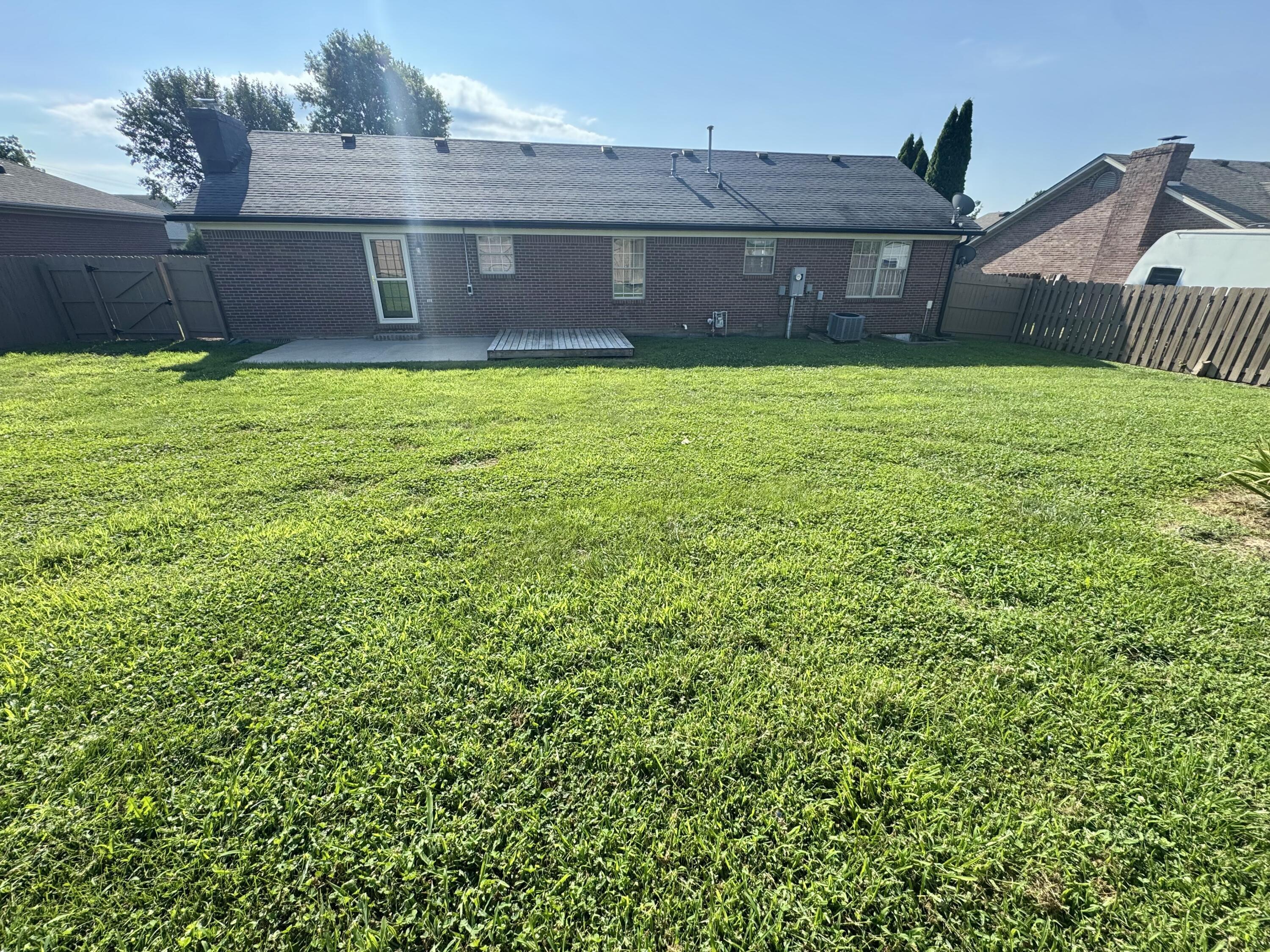 Property Photo:  1012 Jd Circle  KY 40403 