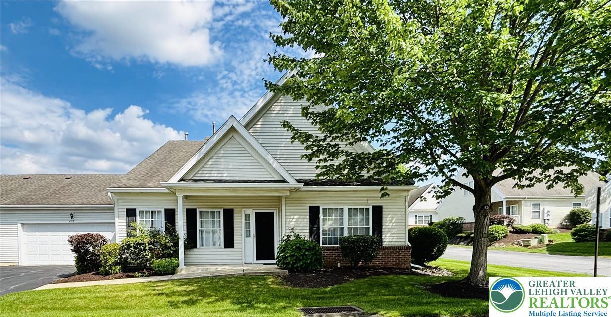 Property Photo:  4918 Steeplechase Drive  PA 18062 