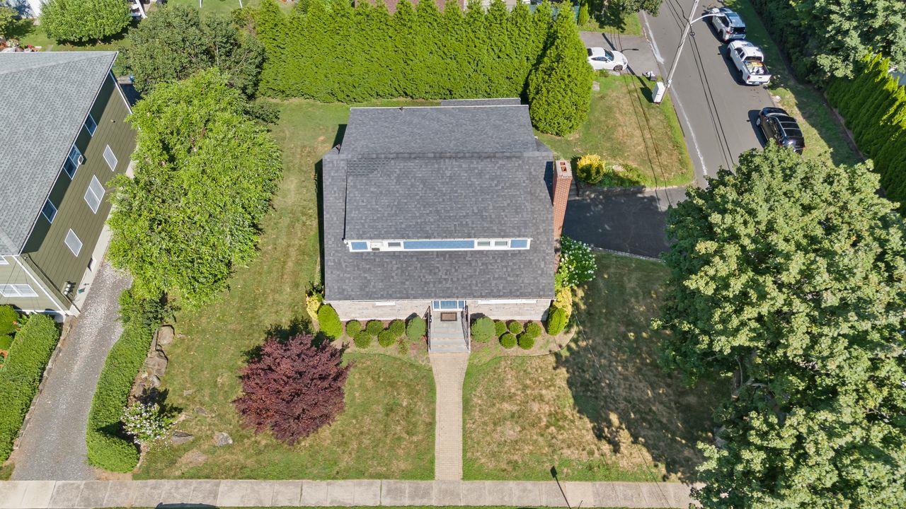 Property Photo:  69 Park Avenue  NY 10604 