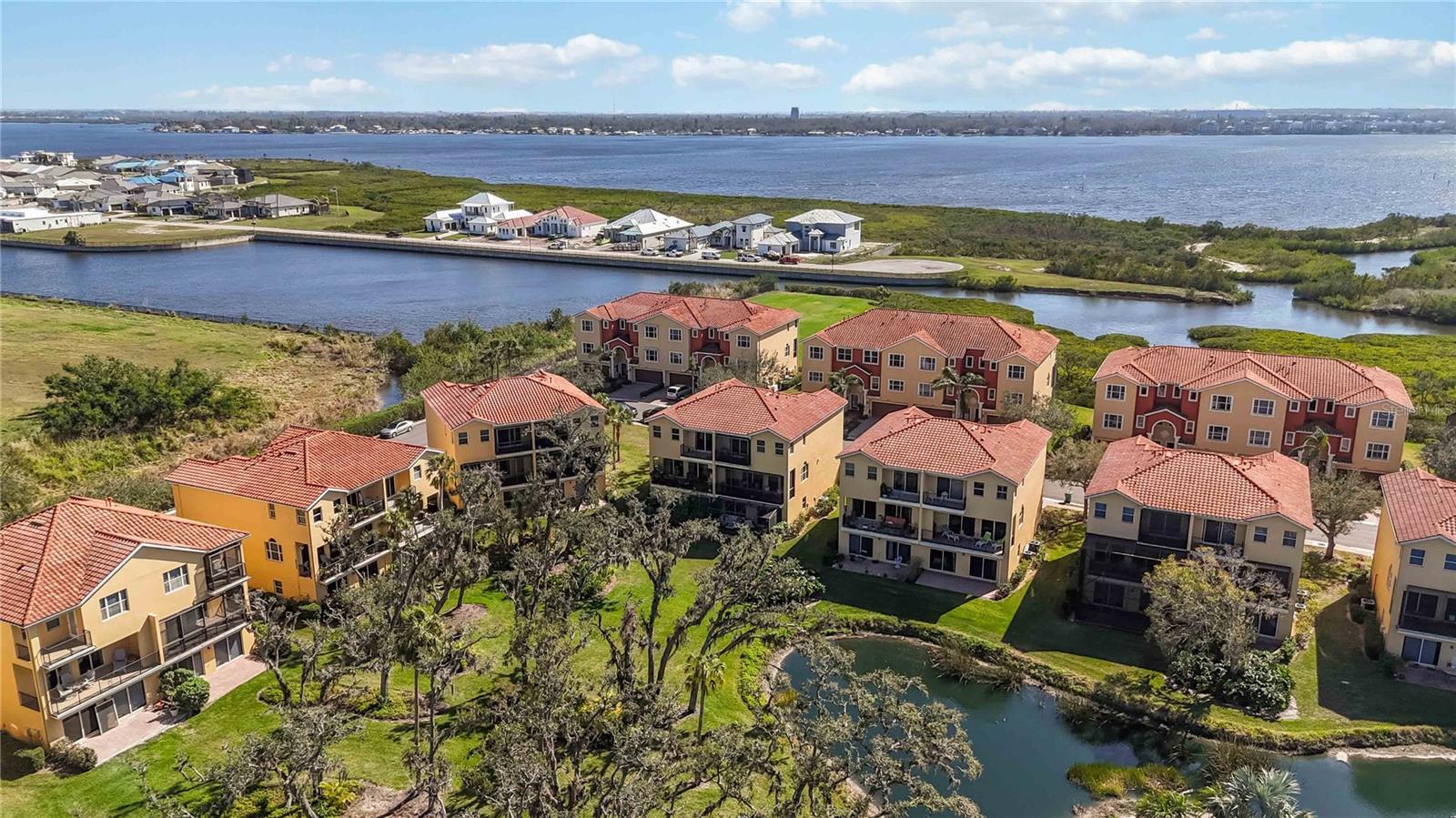 Property Photo: 1308 3rd Street Circle E FL 34221