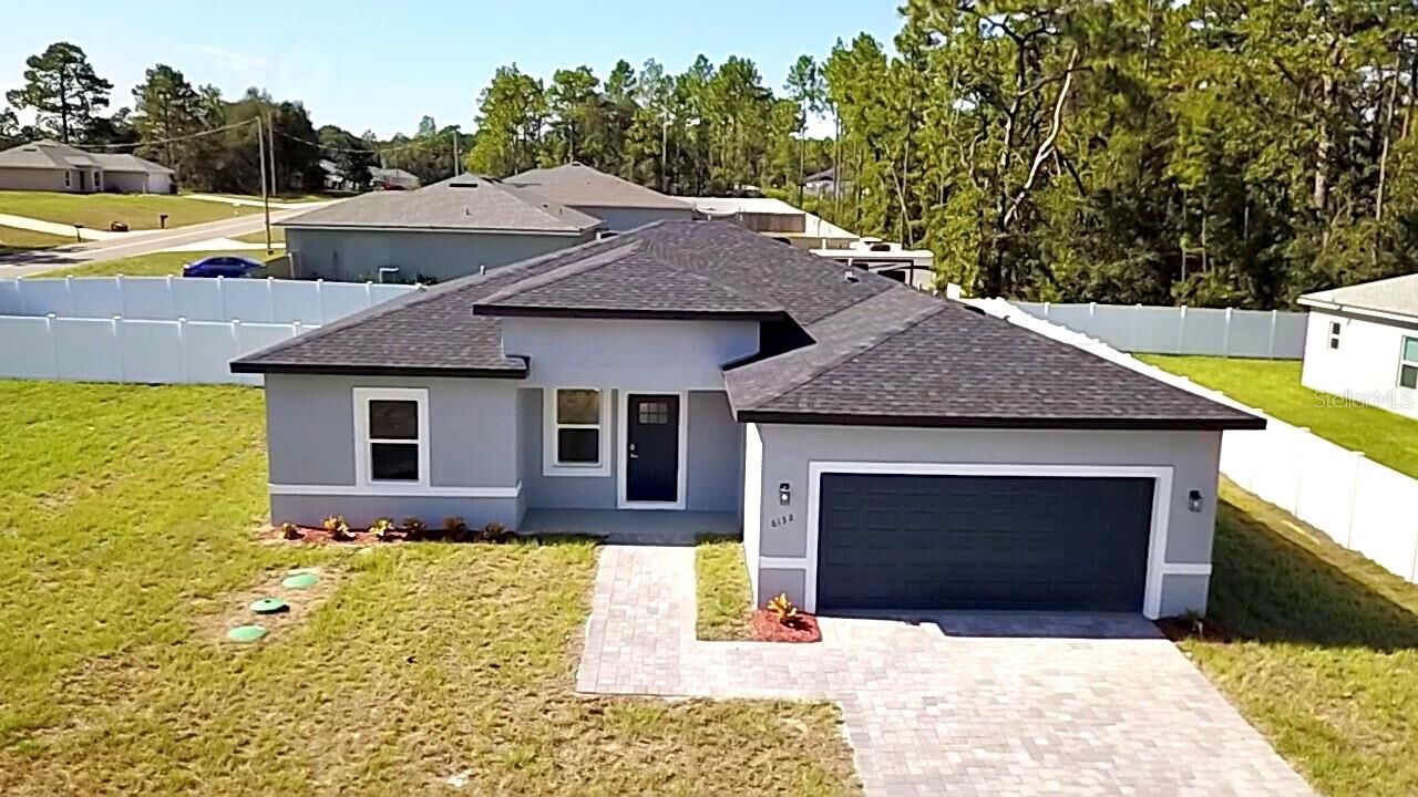 Property Photo:  6132 SW 148th St  FL 34473 