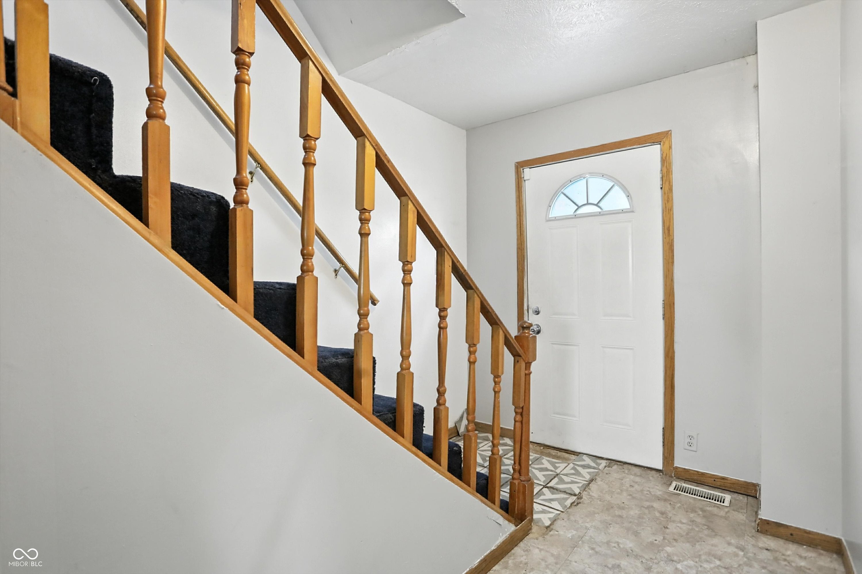 Property Photo: 1414 E 24th Street IN 46218