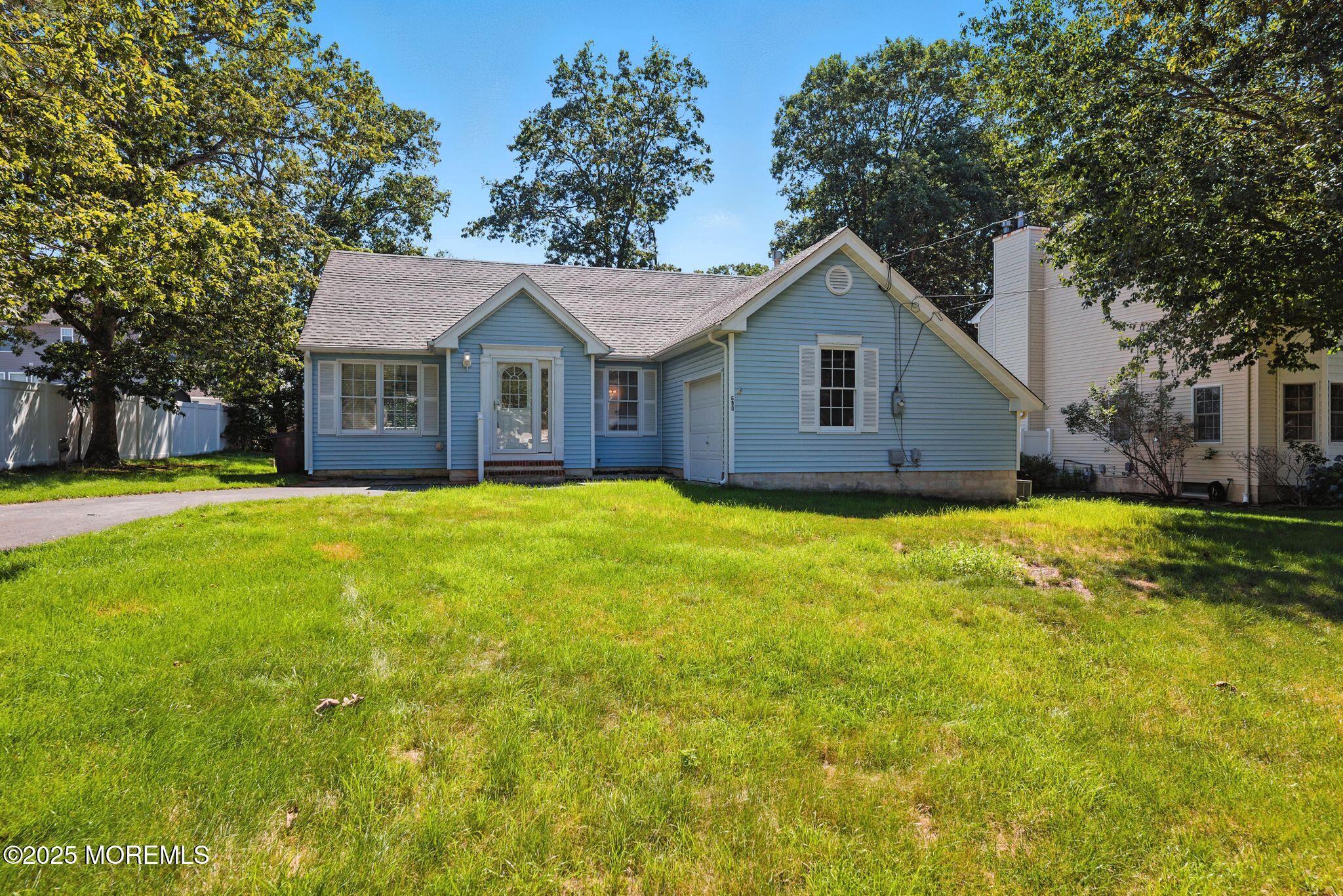 Property Photo: 690 Cutter Lane NJ 08050