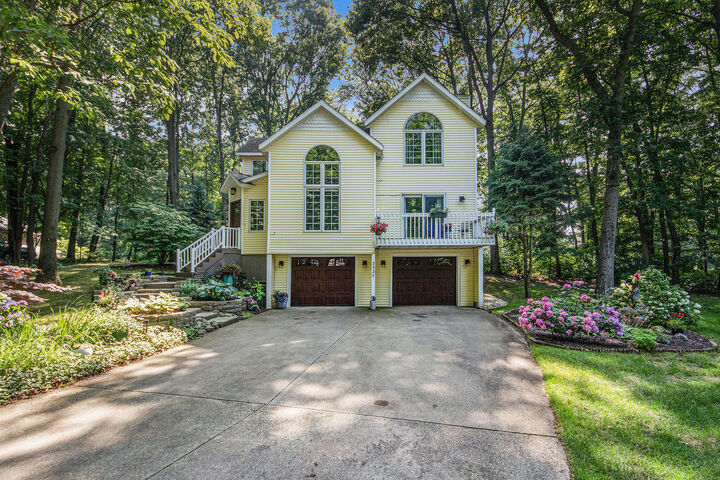 3330 Clearview Lane  Saugatuck MI 49453 photo