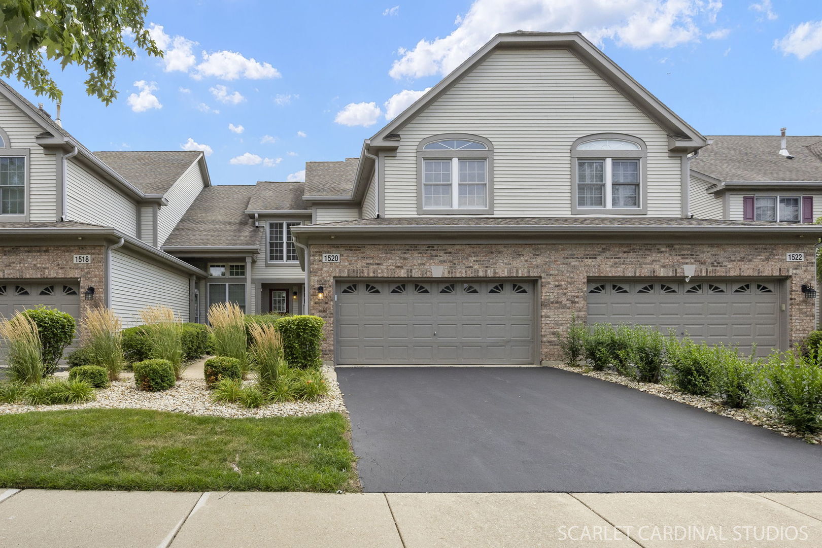 Property Photo:  1520 Longbranch Court  IL 60565 