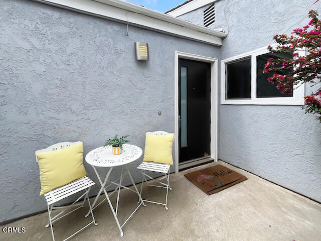 Property Photo:  476 Harbor Lights Lane  CA 93041 
