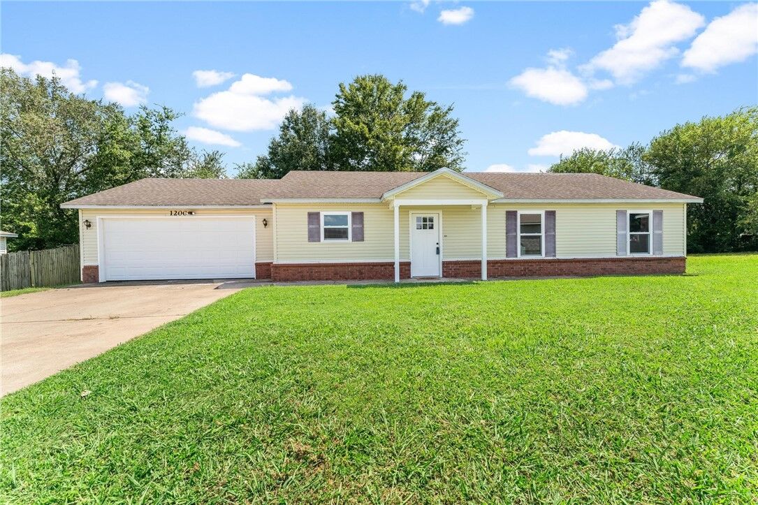 Property Photo: 1200 Michael Lane AR 72761