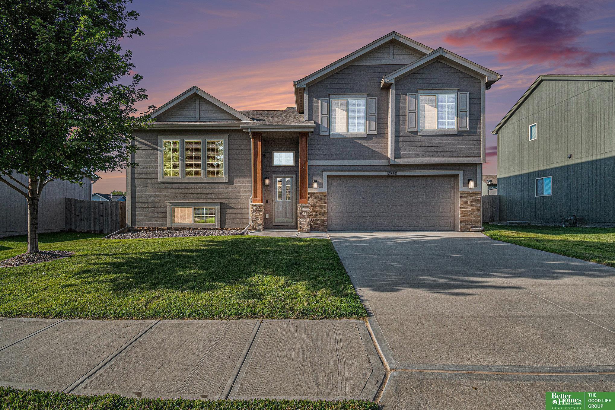 1919 Mesa Street  Bellevue NE 68123 photo