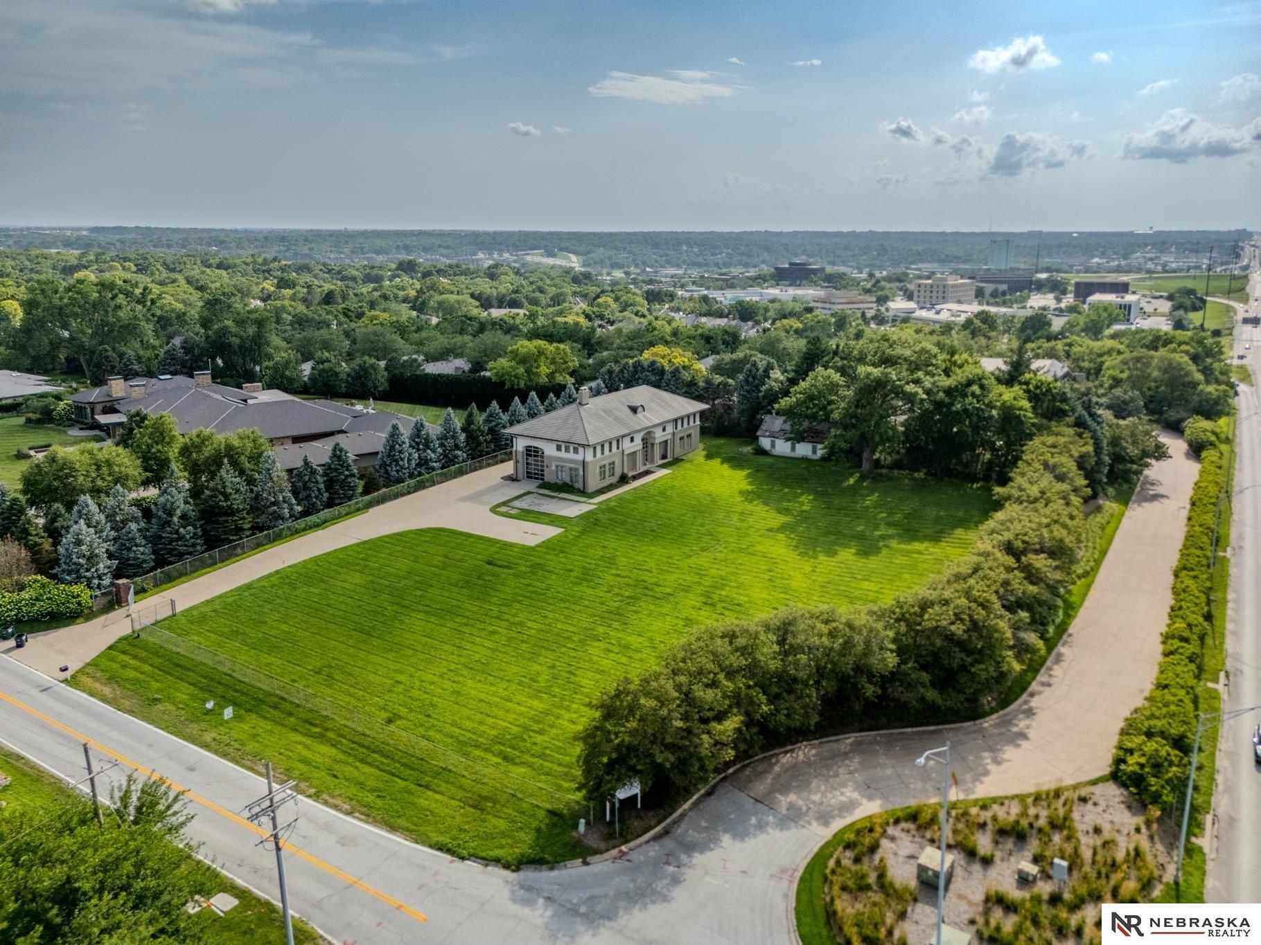 Property Photo: 412 N 96th Street NE 68114