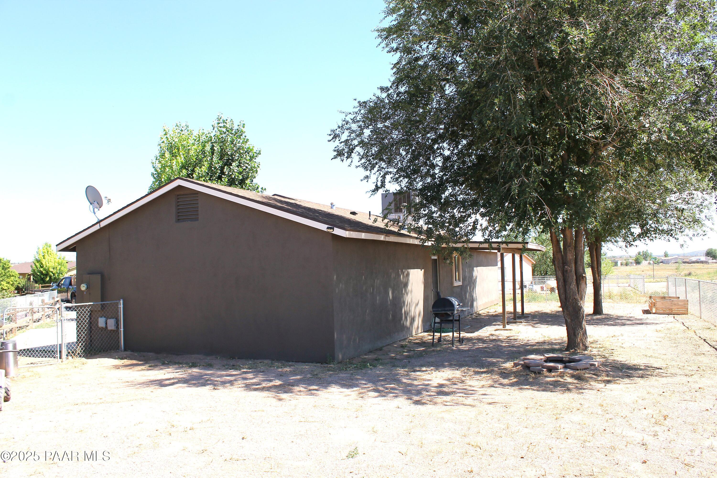 Property Photo:  24370 N Diamond Head Avenue  AZ 86334 
