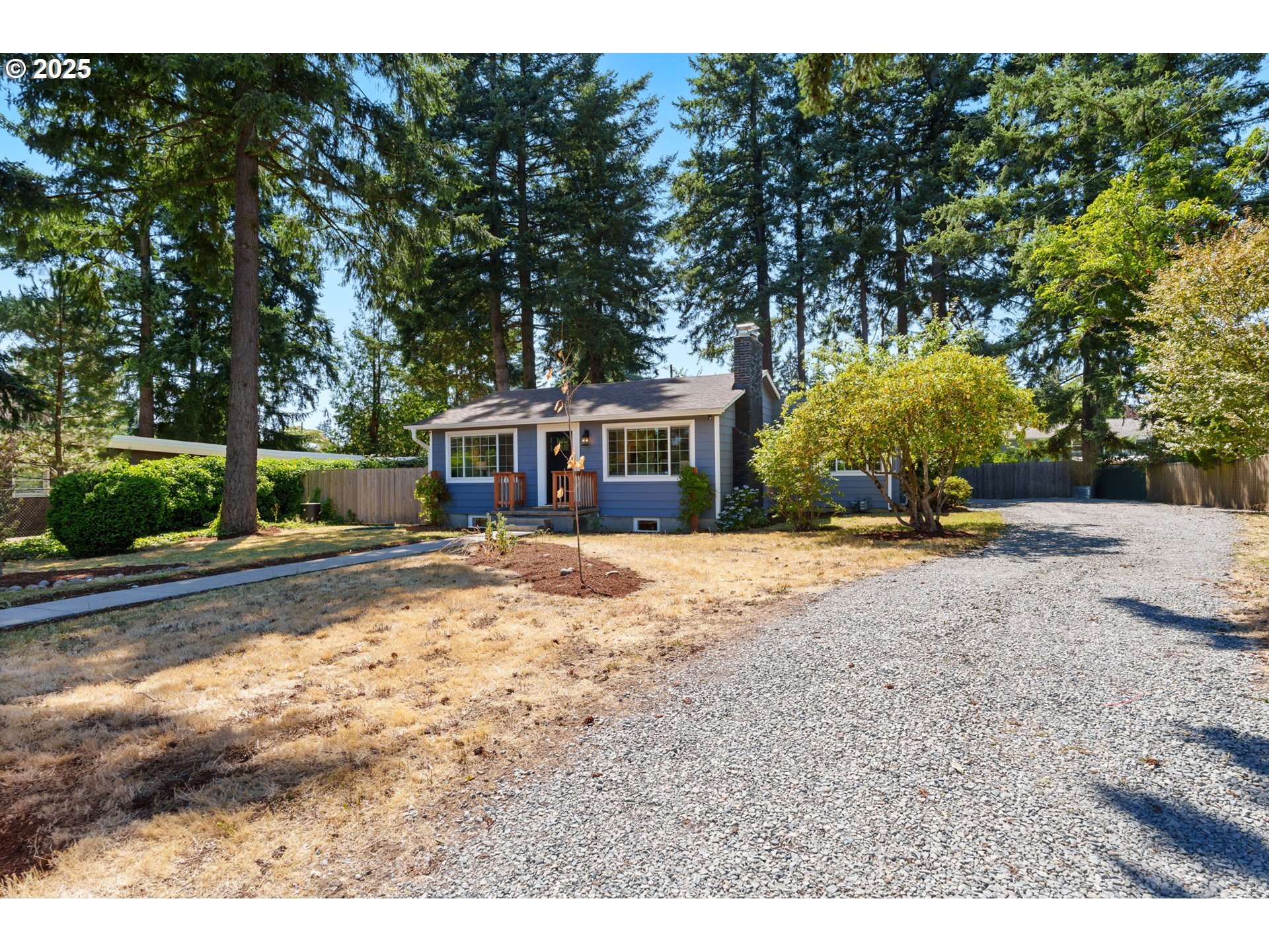 Property Photo: 1501 SE 130th Ave OR 97233