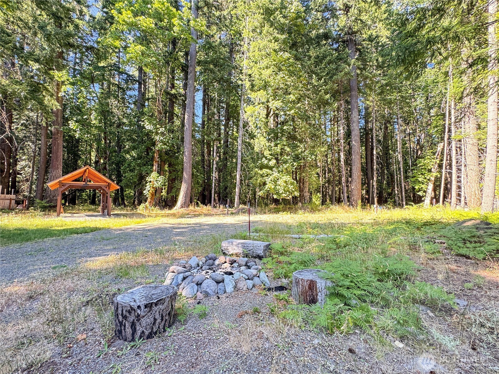Property Photo: 106 Maple Court WA 98361