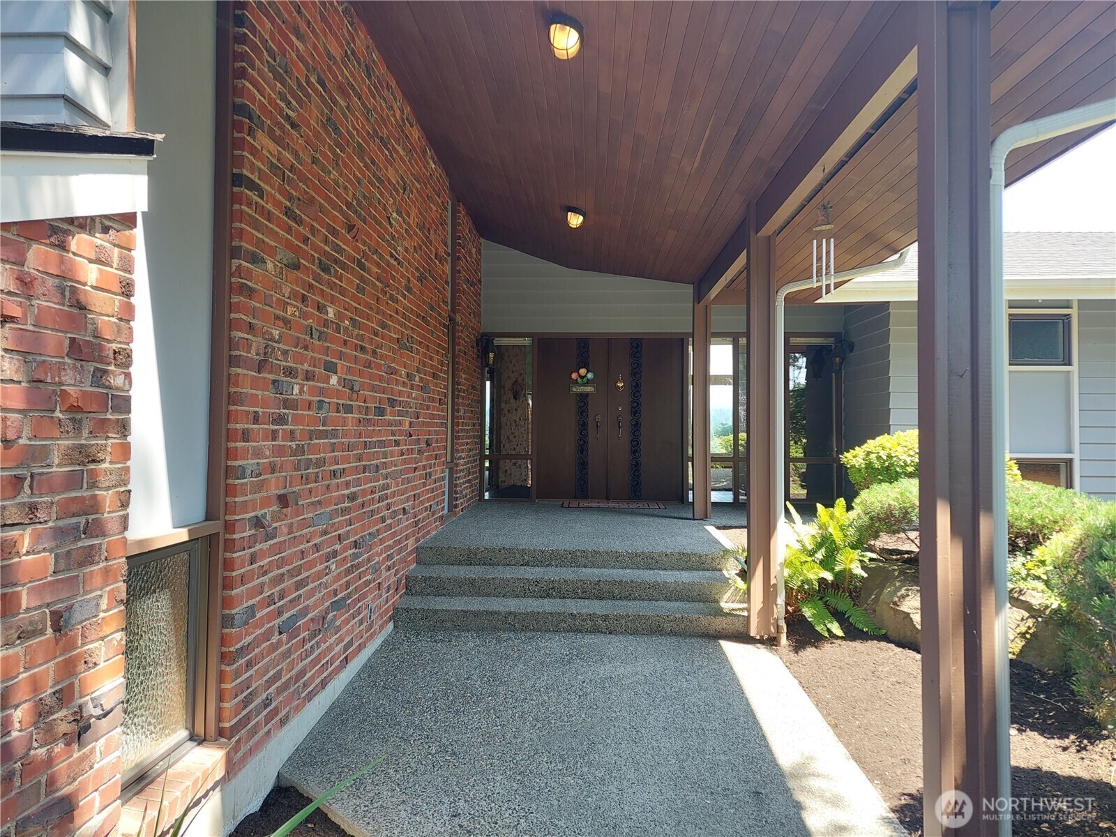 Property Photo: 6121 Northridge WA 98290