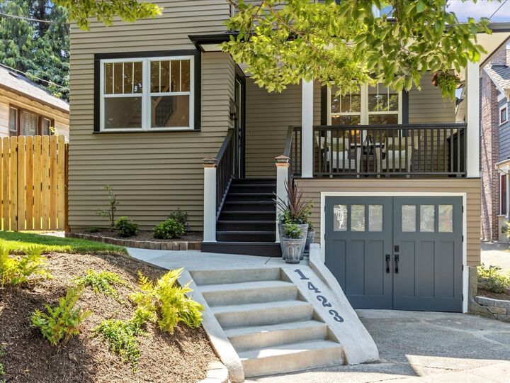 Property Photo:  1423 N 54th Street  WA 98103 