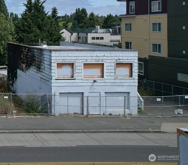 320 NW 85th Street  Seattle WA 98117 photo