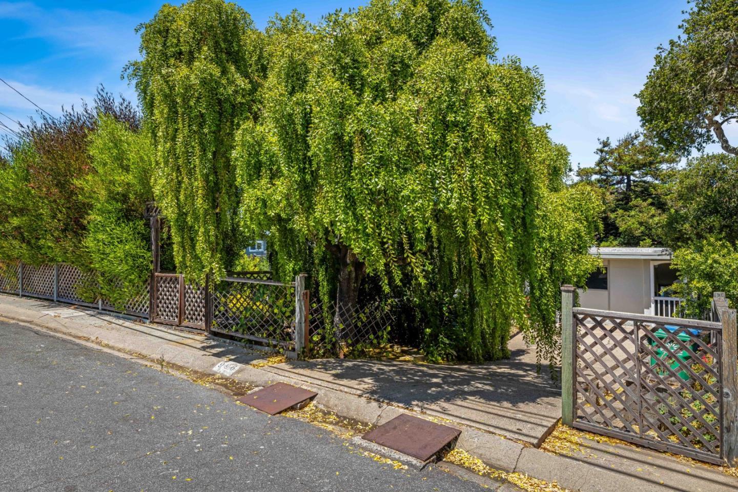 Property Photo: 996 Via Verde CA 93940
