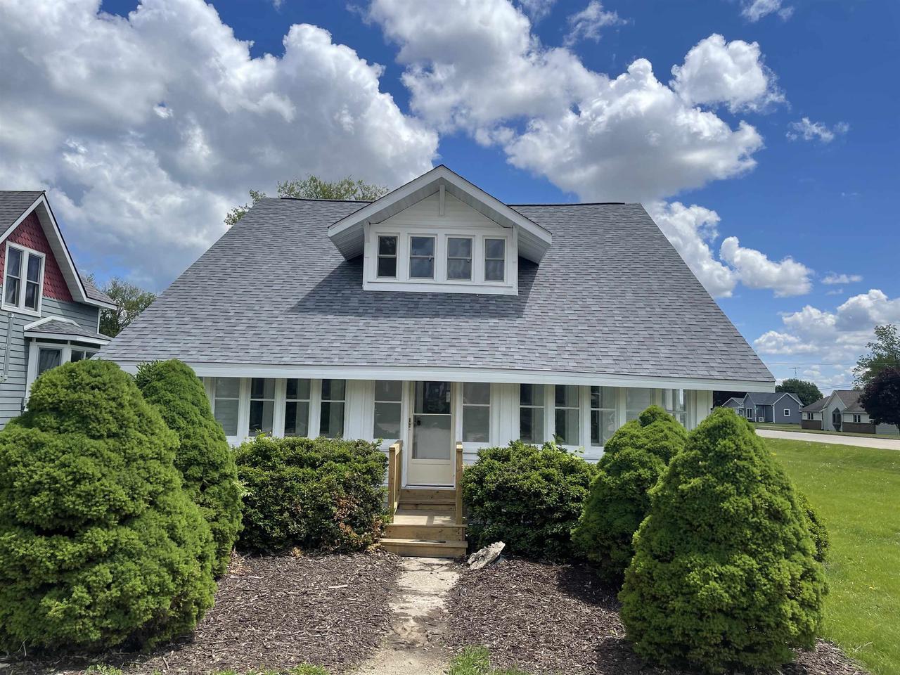 Property Photo:  3155 North Main Street  WI 53533 