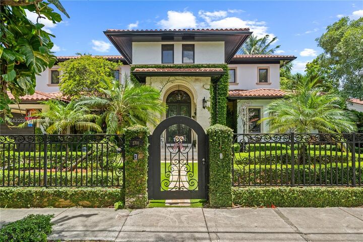 2701 SW 77th Ct  Miami FL 33155 photo