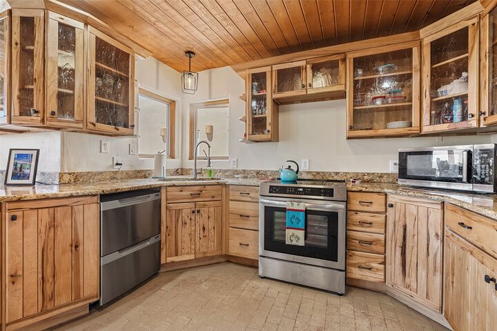 Property Photo:  91 Private Dr 1613B  NM 87548 