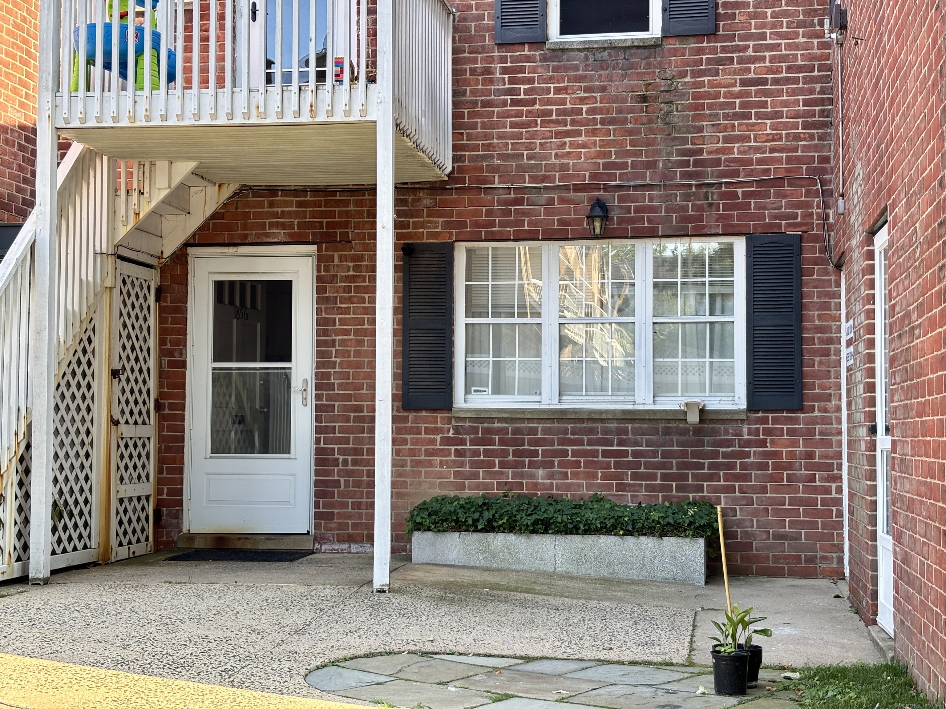Property Photo: 1856 Summer Street 1856 CT 06905
