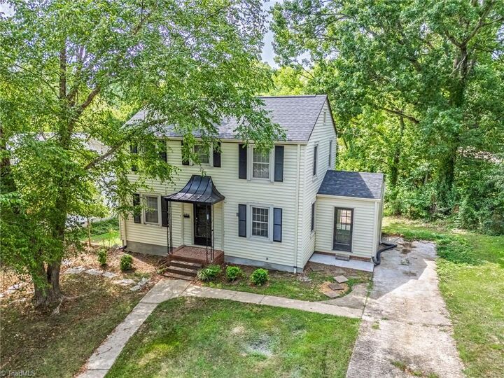Property Photo:  726 N Caldwell Street  NC 28144 