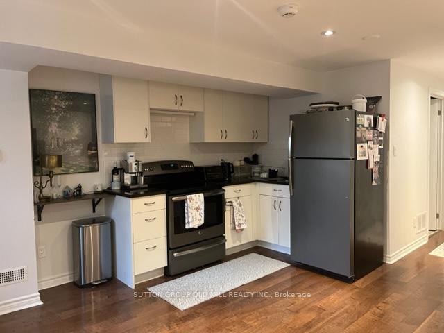 Property Photo:  161 Laughton Avenue  ON M6N 2X4 