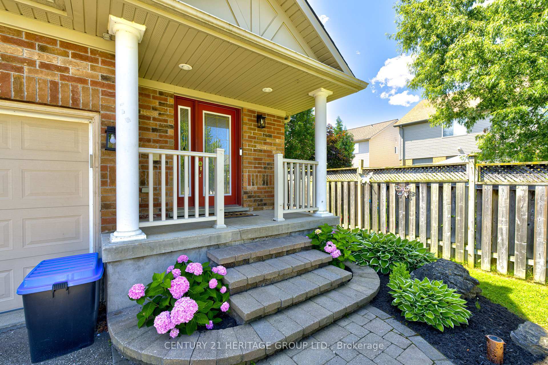 Photo de la propriété: 5 Shephard Avenue ON L9R 2E6