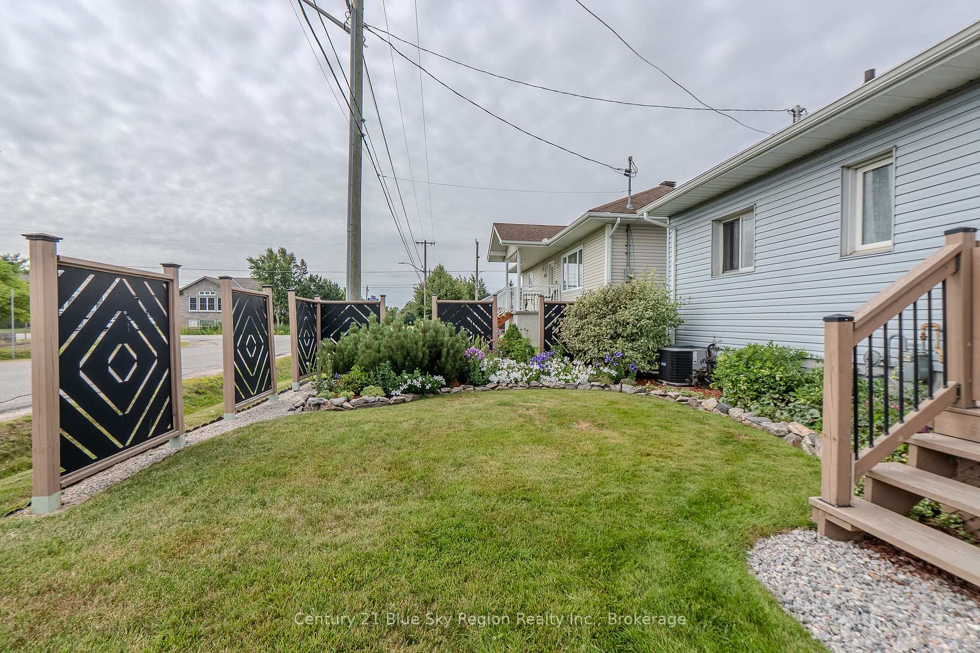 Photo de la propriété: 1211 Browning Street ON P1B 3R7