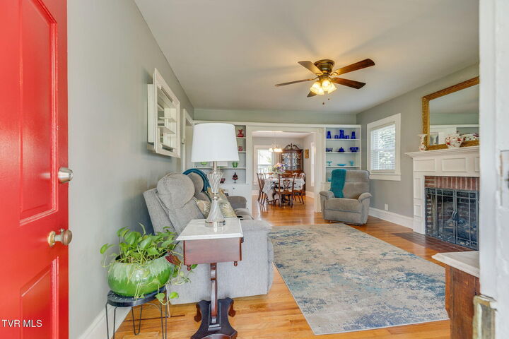 Property Photo:  309 Elm Street  TN 37643 