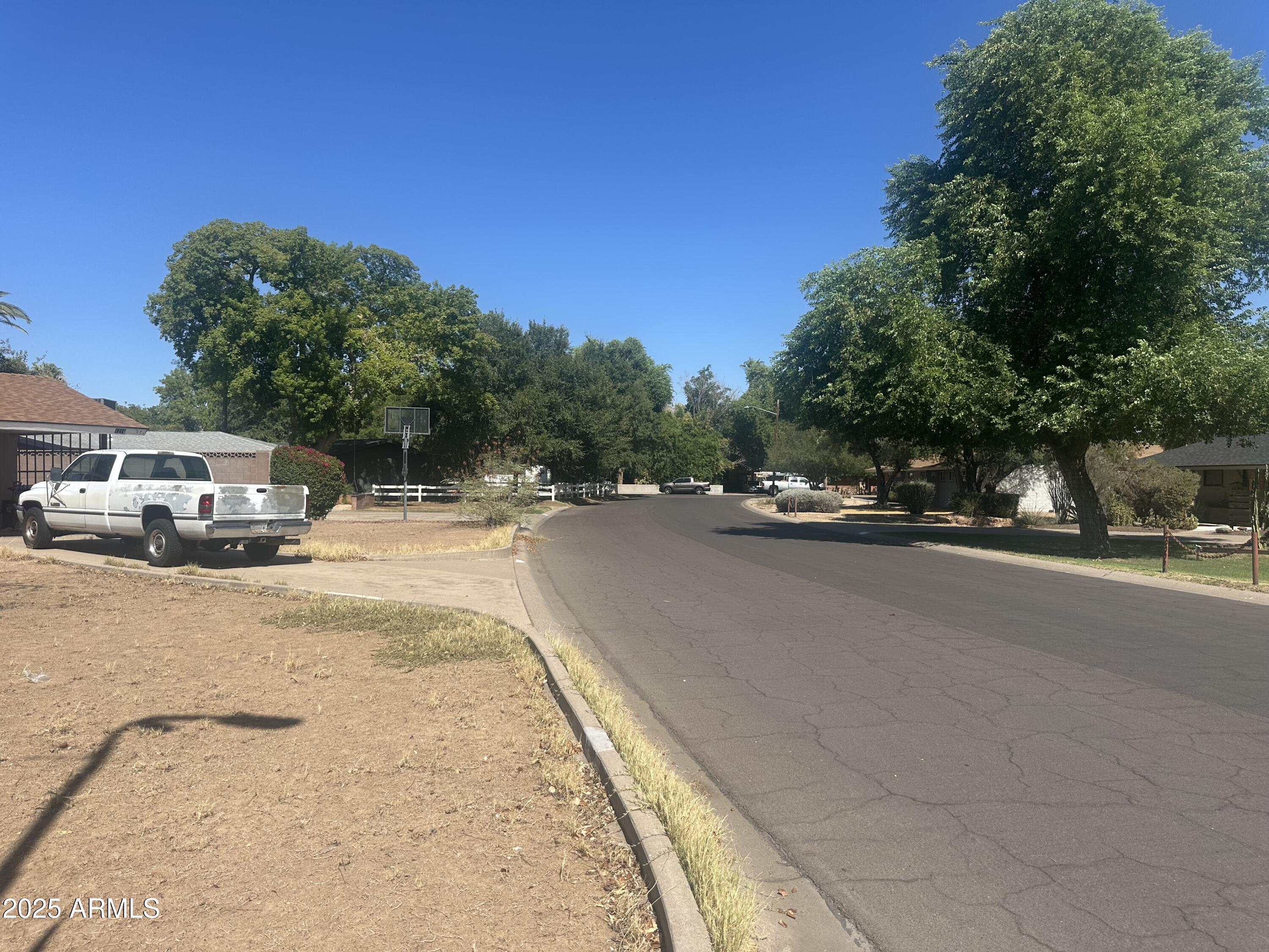 Property Photo: 1216 W Rovey Avenue AZ 85013