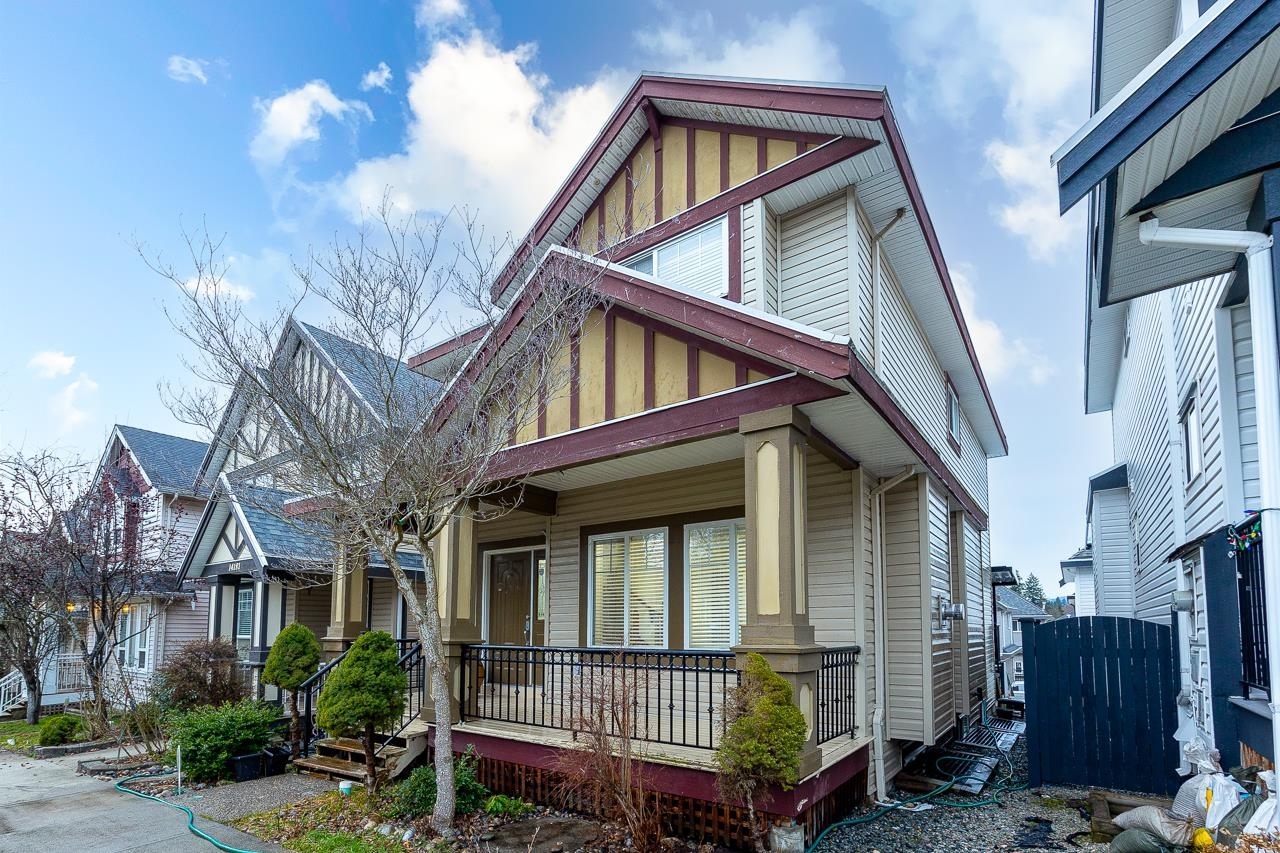 Photo de la propriété:  14185 62A Avenue  BC V3X 0B2 