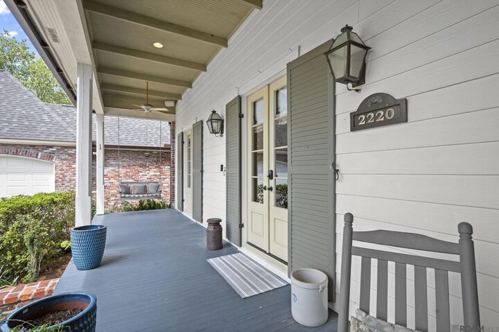 Property Photo: 2220 St Andrews Ave LA 70791