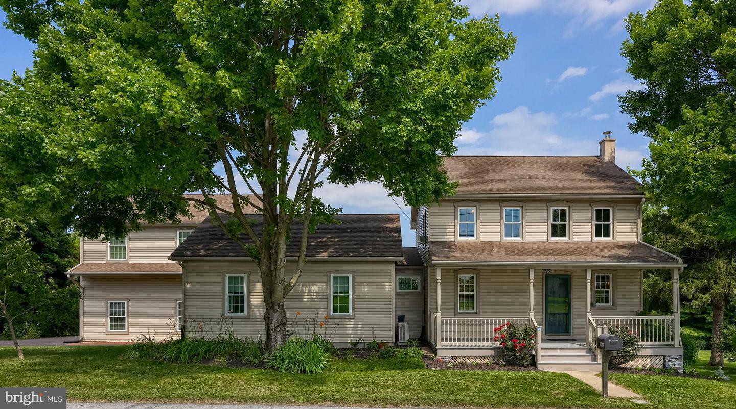 Property Photo:  161 Strasburg Pike  PA 17602 