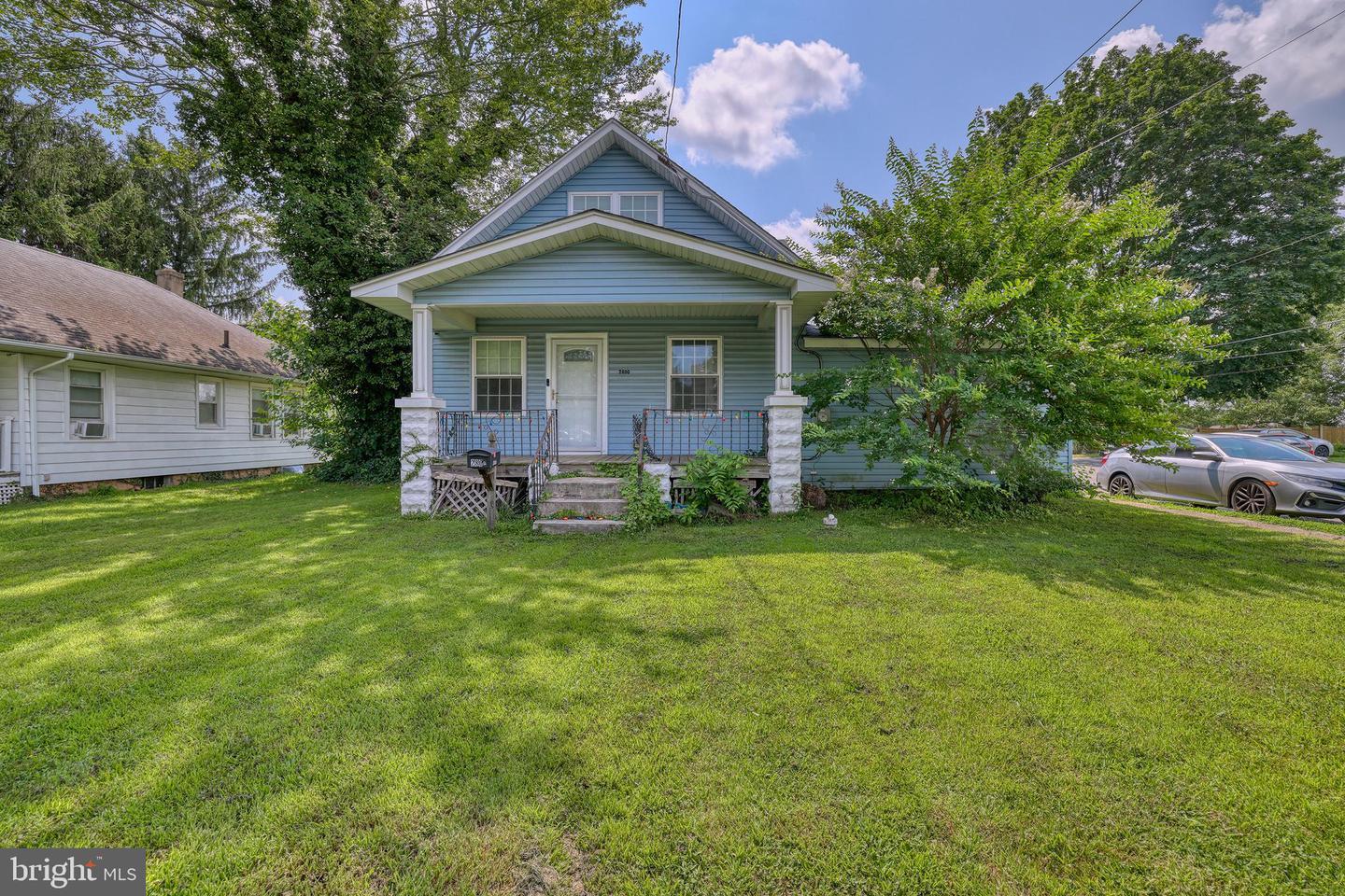 Property Photo:  2800 New Falls Road  PA 19056 