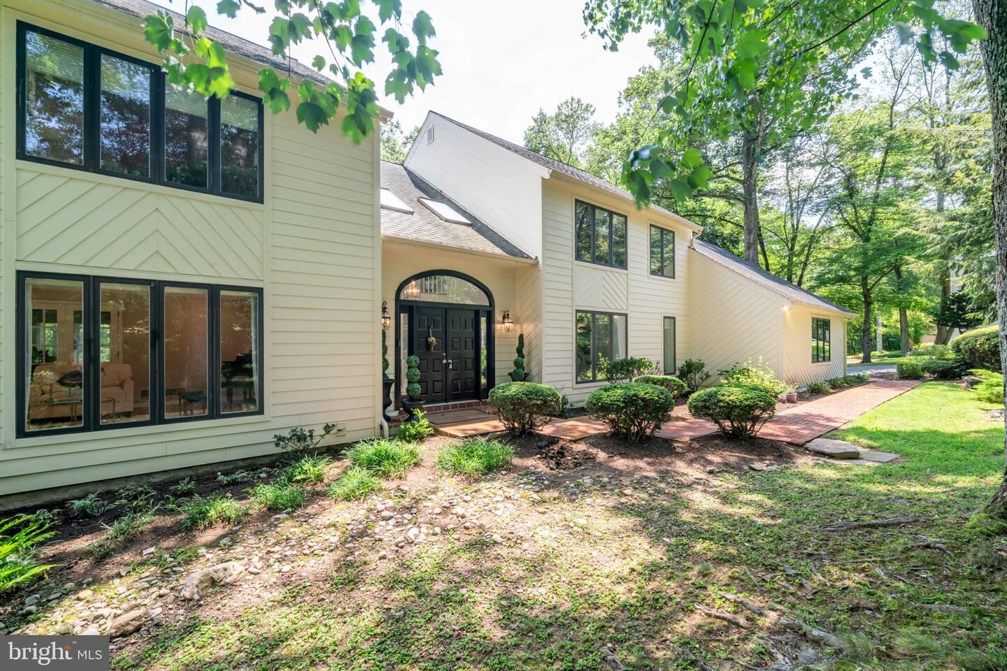 Property Photo: 854 Penns Way PA 19382