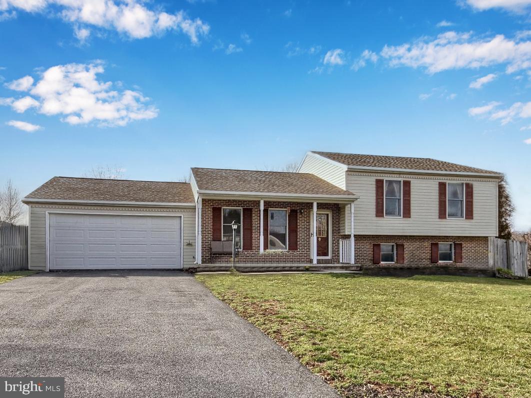 50 Oak Hill Drive  Etters PA 17319 photo