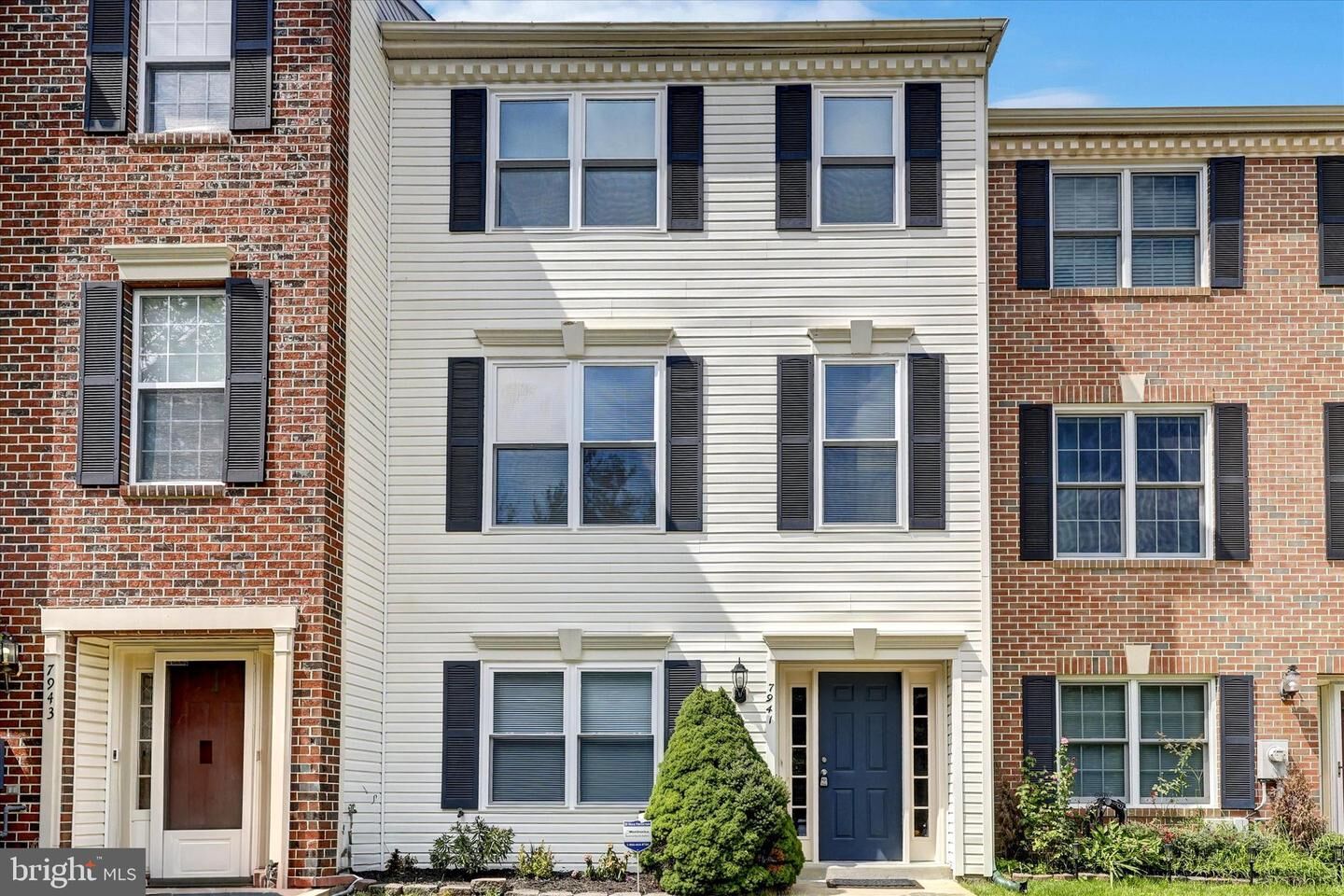 Property Photo:  7941 Bentbough Road  MD 21144 