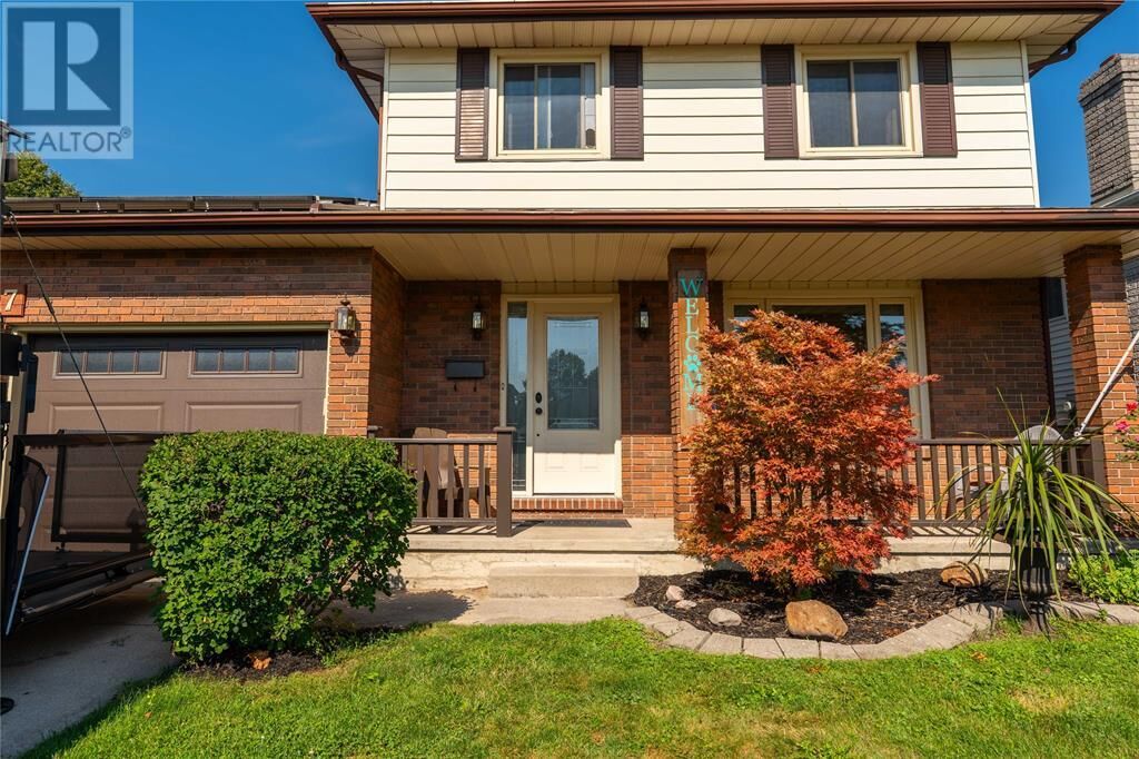 Property Photo: 607 Bristol Street ON N7S 5S7