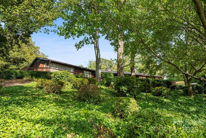 Property Photo: 2927 Old Stage Road NC 28052