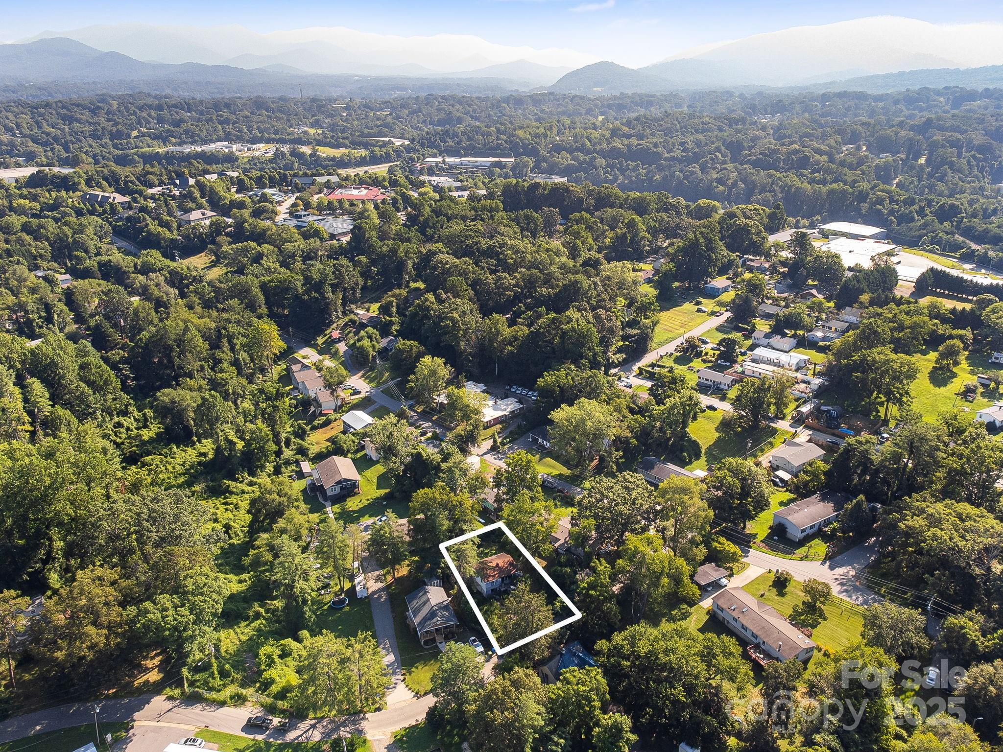 1040 W Chapel Road  Asheville NC 28803 photo