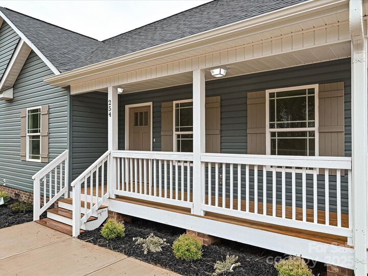 Property Photo:  254 Old Pinckney Road  SC 29745 