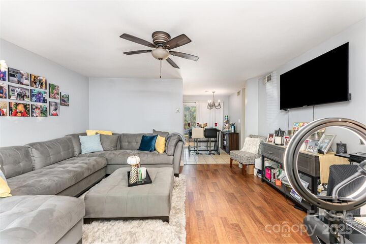 Property Photo: 1914 Meadowlark Lane 6 NC 28210