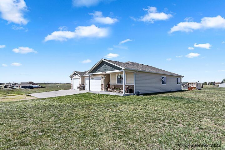 Property Photo: 1134 Verlan Way WY 82001