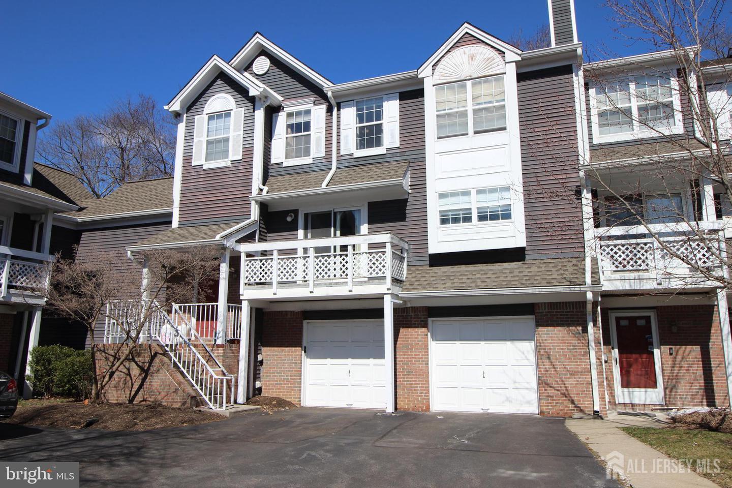 Property Photo:  9 Halstead Place  NJ 08540 