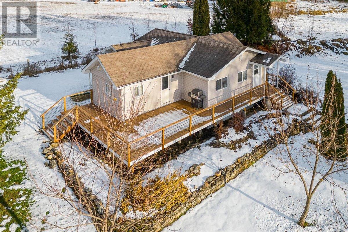 Photo de la propriété: 2269 Solsqua Road BC V0E 2V4