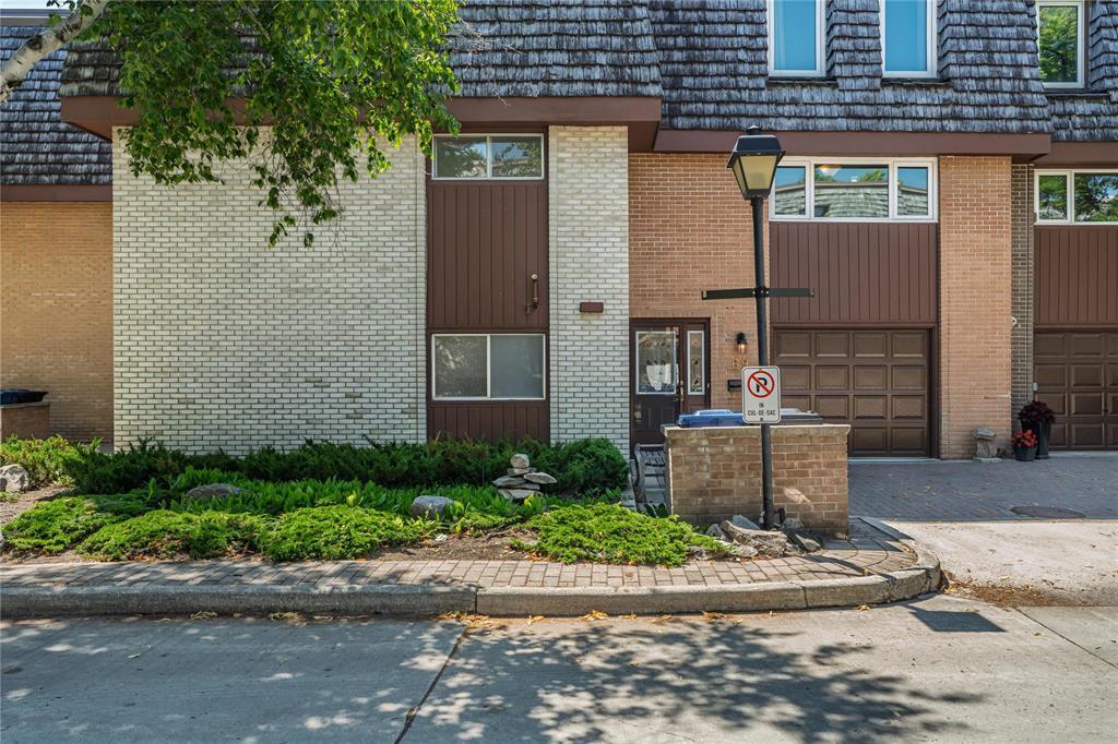 Property Photo:  381 Westwood Drive  MB R3J 1H3 