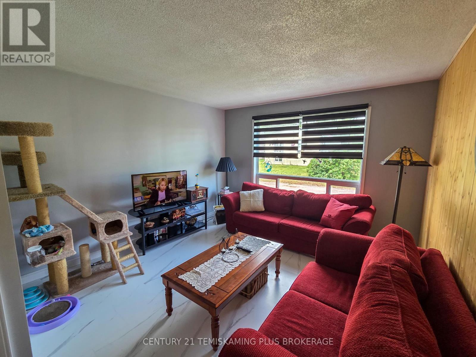 Photo de la propriété: 25 Watson Place ON P0J 1C0