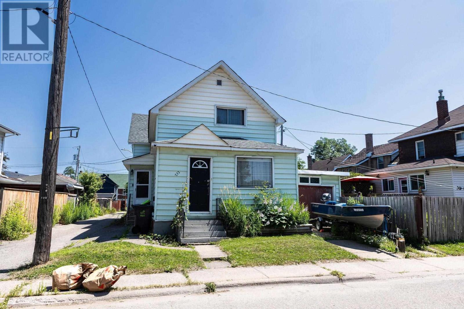 212 Hudson St  Sault Ste Marie ON P6A 1T5 photo