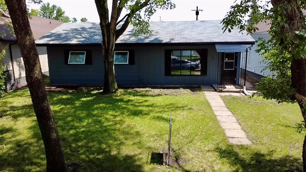 118 Mountain Street North  Deloraine MB R0M 0M0 photo